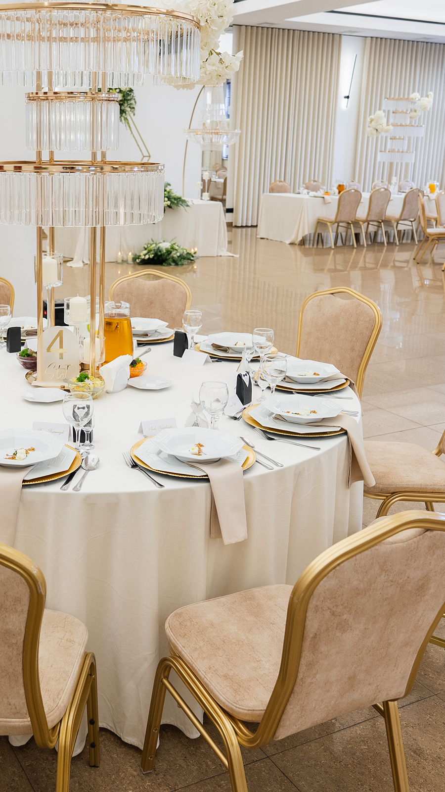 ŚLUB-WESELE-OKRĄGŁE-STOŁY-SALA-WESELNA-GRODZISK-WIELKOPOLSKI-HOTEL-RESLINSKI-5