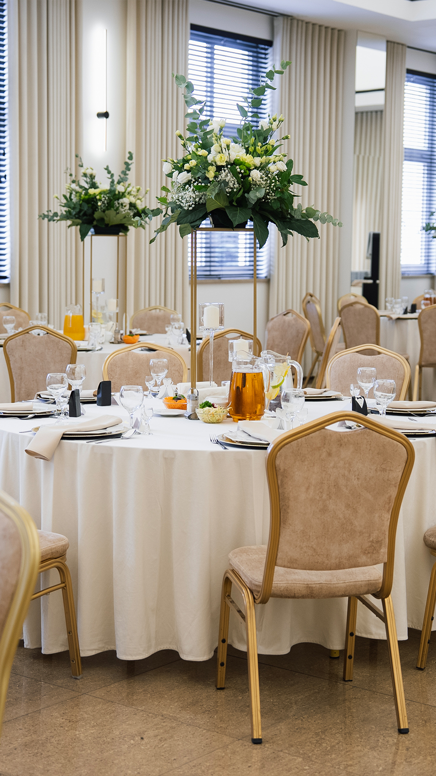 ŚLUB-WESELE-OKRĄGŁE-STOŁY-SALA-WESELNA-GRODZISK-WIELKOPOLSKI-HOTEL-RESLINSKI-6